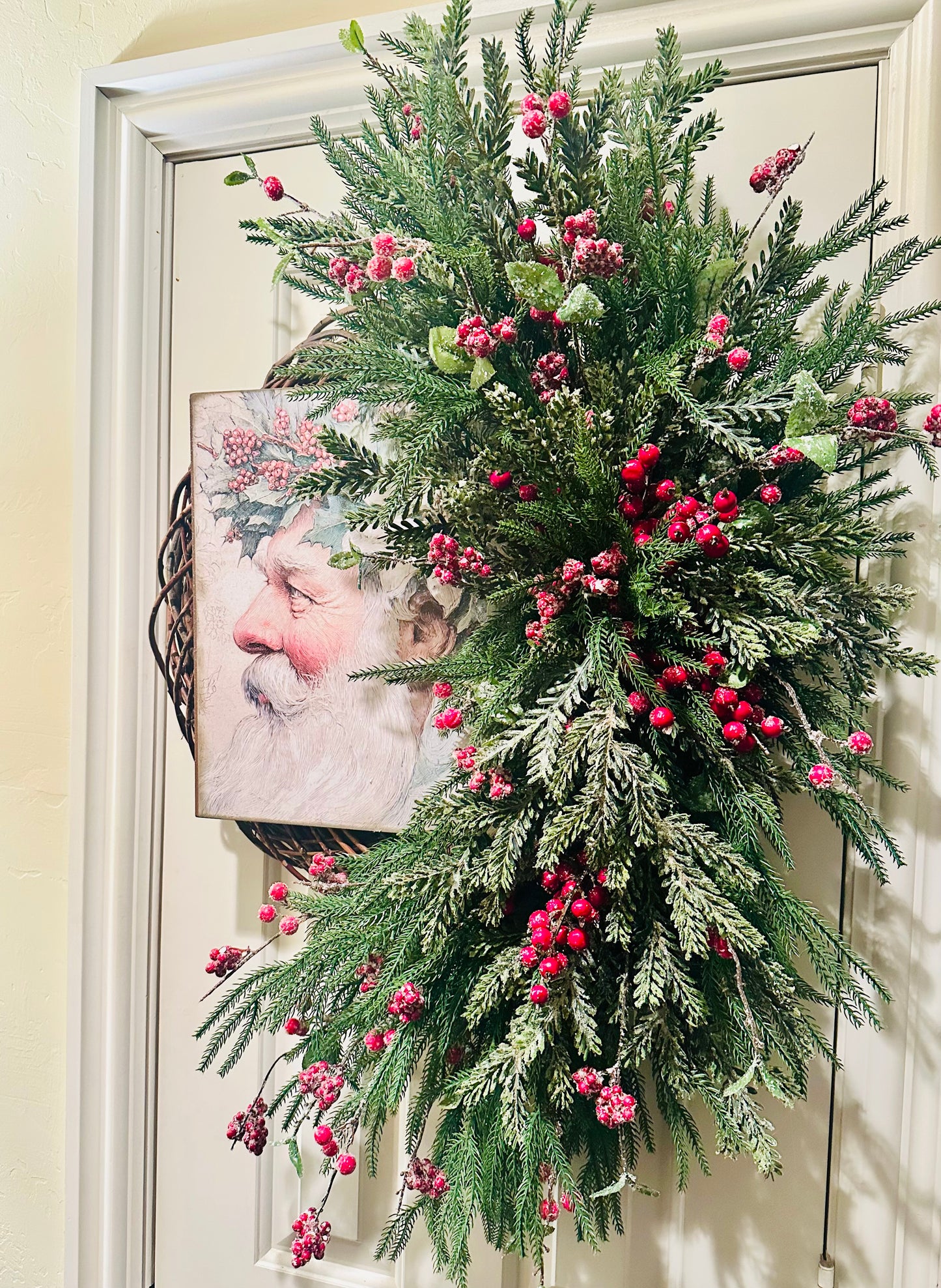 Ole St. Nick Grapevine Wreath