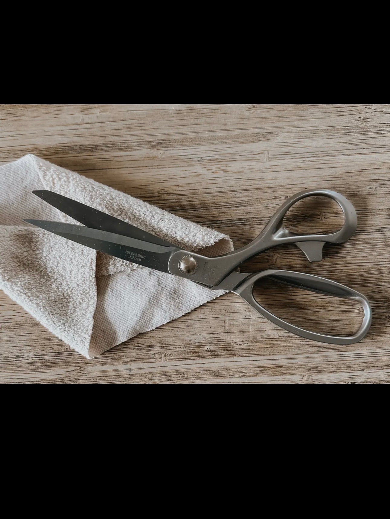 Stainless Steel 8.5” Professional Sewing Scissors