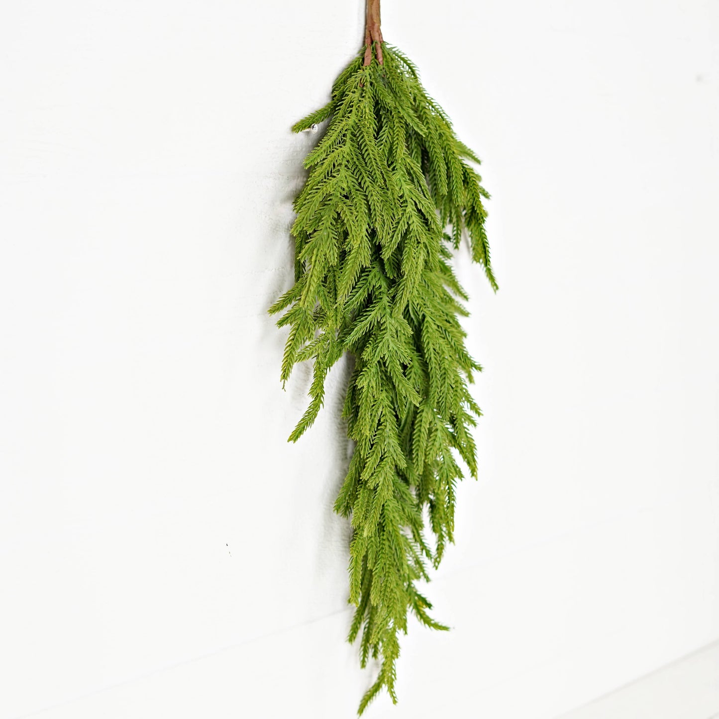 510709- 30inLx14inW Teardrop-Soft Touch Evergreen Norfolk Pi